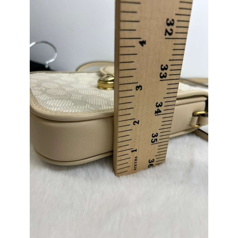 Coach Signature Women's Style B2257 Bag Beige Crossbody - Picture 5 of 16